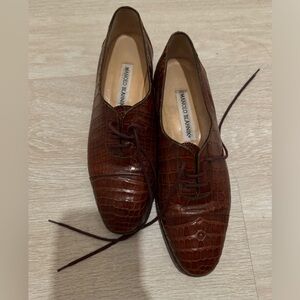 MANOLO BLAHNIK, shoes, the color of brune / coffe, 7 1/2, leather crocodile